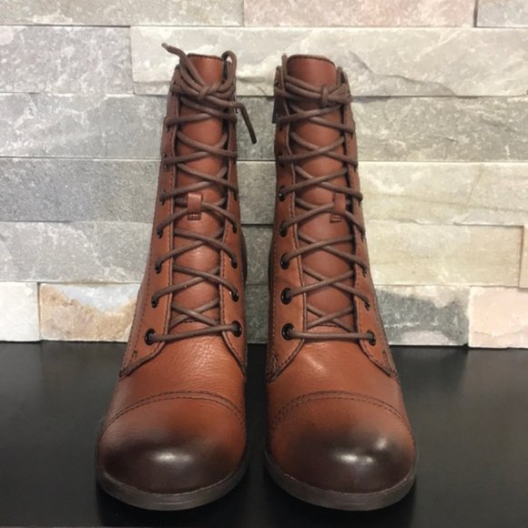 🎁  Clarks Women's Jolissa Gypsum Boot - Picture 9 of 12